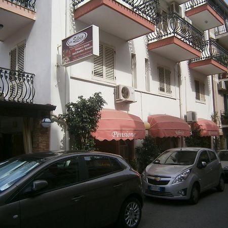 Pensione S. Antonio Ristorante Silvia Furci Siculo Dış mekan fotoğraf