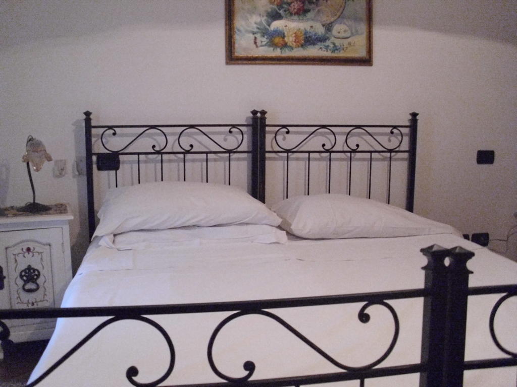 Pensione S. Antonio Ristorante Silvia Furci Siculo Oda fotoğraf