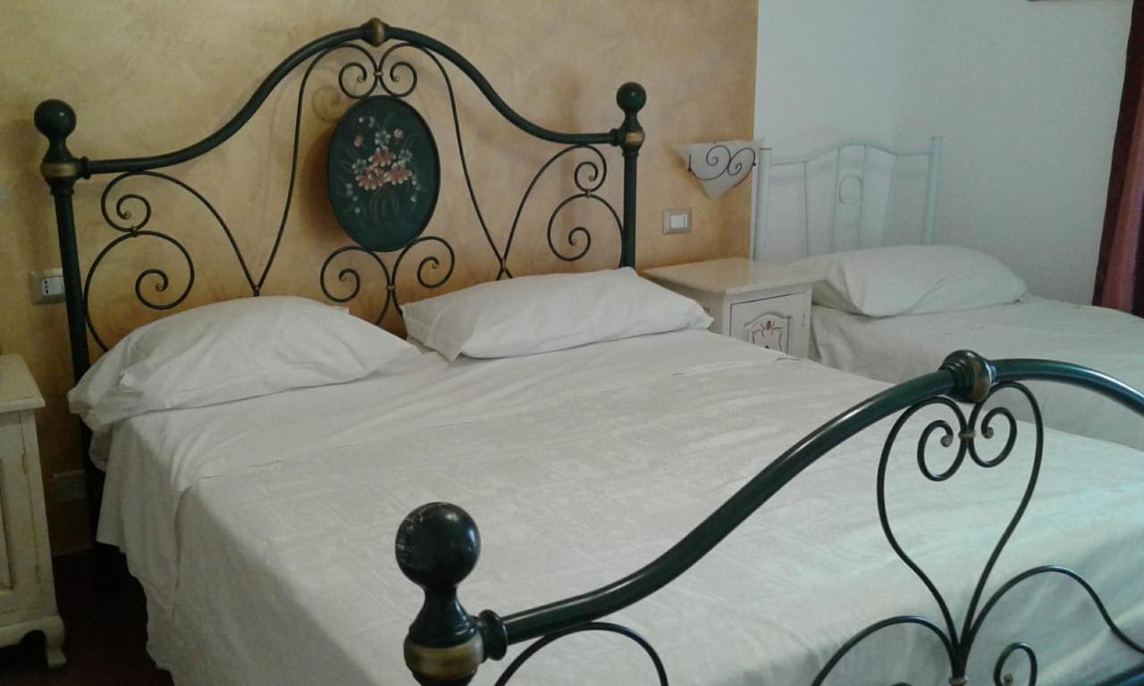 Pensione S. Antonio Ristorante Silvia Furci Siculo Dış mekan fotoğraf