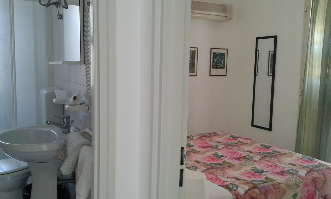 Pensione S. Antonio Ristorante Silvia Furci Siculo Dış mekan fotoğraf